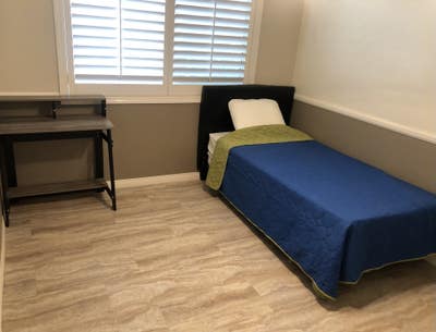Room for Rent Main Photo