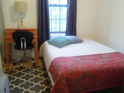 Avail April 1St Private Bath! Cute Cozy Furnished! Main Photo