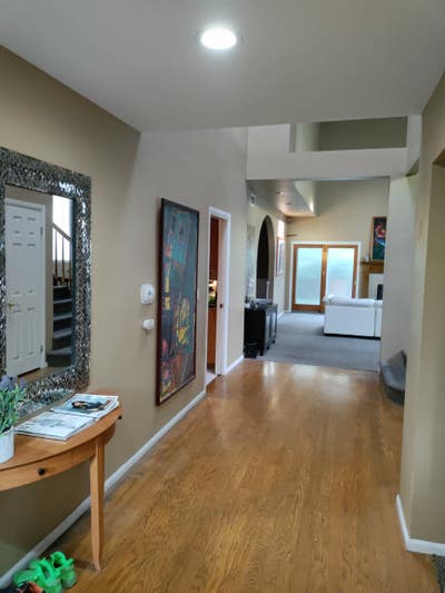 Private BEDROOM/Bath in large single family home  Main Photo