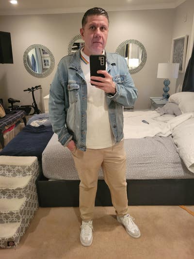 Room wanted in Fullerton, CA Main Photo