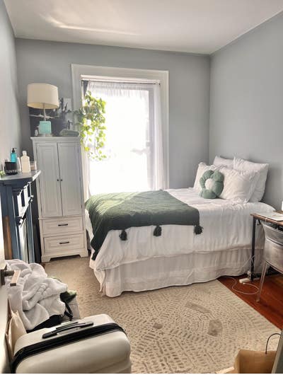 $1,800 fully furnished bedroom, Amazing location  Main Photo