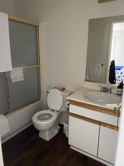 Furnish Room for Rent.  Main Photo