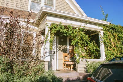 Furnished BR/Private Ba in Cozy  Craftsman  Main Photo