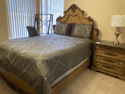 Room for Rent for a Female Roommate  Main Photo