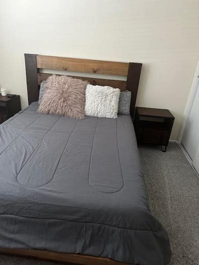 Townhouse with 1 an extra room and private bath Main Photo