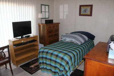 Furnished East Ventura Room in Senior Community Main Photo