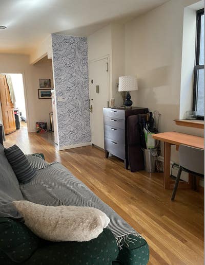 Nice 1Br in Clean 4Br with 2 Full Bathrooms Main Photo