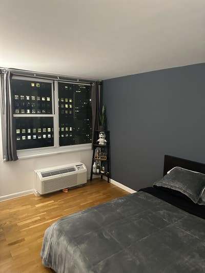 Large Room Size + Great Views Main Photo