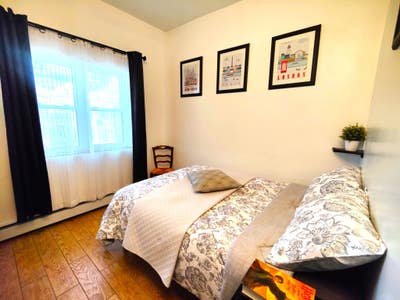 Room in Astoria Long Island City Main Photo