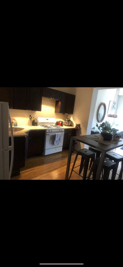 Beautiful Room available Main Photo