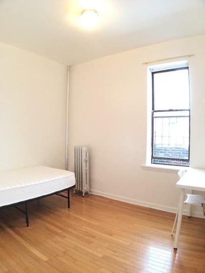 Spacious Room in the Upper West Side! Main Photo