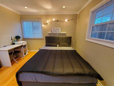 Private Room available in the heart of Iselin Main Photo