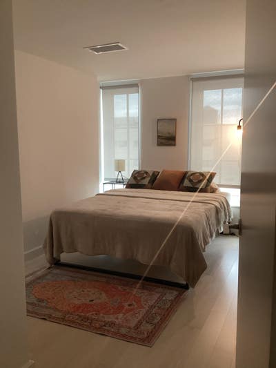Beautiful 1 bed available in a luxury BK apt  Main Photo