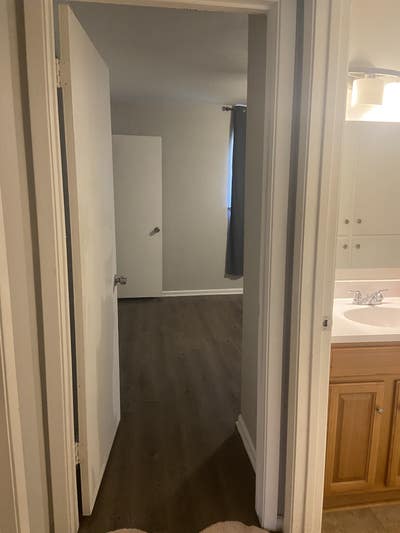 Room for rent Main Photo