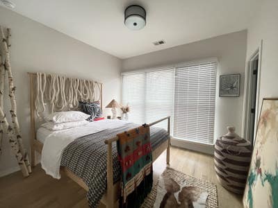 Home Park Sunny Bedroom w/ Private Bathroom  Main Photo