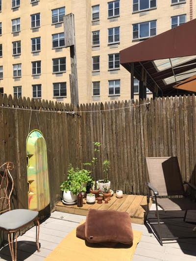 East Village Room- Fireplace/Deck! Main Photo