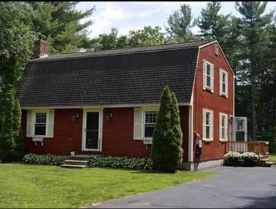 Nice house on quiet street Main Photo