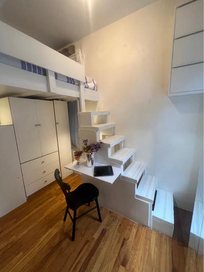 Cozy loft bedroom for rent in LES Main Photo
