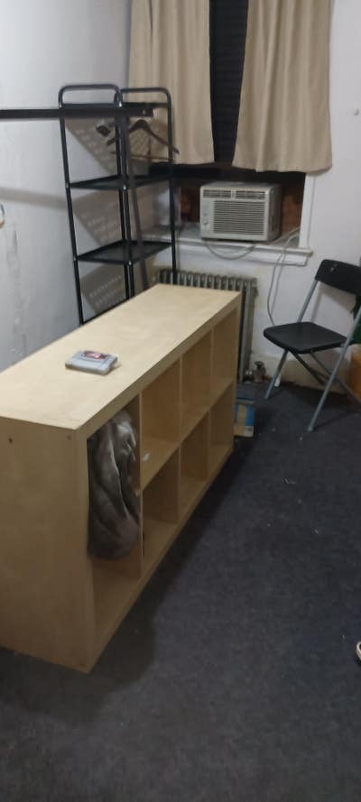 Privately set room in Greenpoints oldest residenti Main Photo