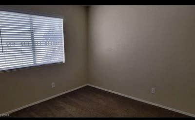 Need to find a reliable roommate  Main Photo