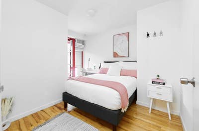 ENTIRE apartment in Luxury Building, East Village! Main Photo