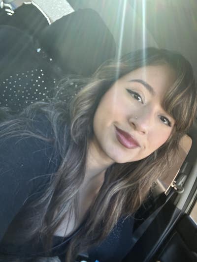 Female student looking for Glendale room now Main Photo