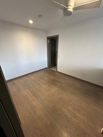 Room in Spacious 8th Floor Apartment Main Photo