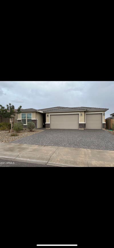 Just looking for a simple roommate! Main Photo