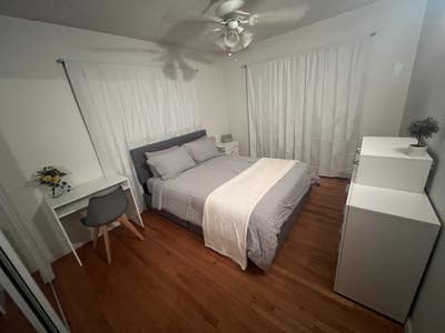 Private Room w/Shared Bath  Main Photo