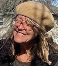 Hello! I'm a Creative 64 year young Vegan, Pe... Main Photo