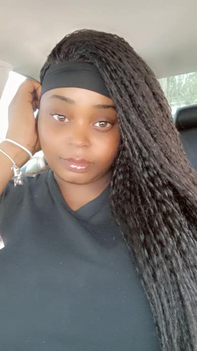 40 year old Female seeks a room Main Photo