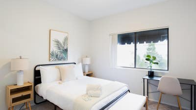 Bright Private Rooms | Weho Main Photo