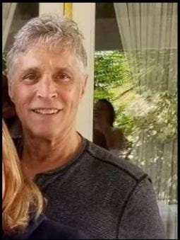 Room wanted in Huntington Beach / Fountain Valley Main Photo