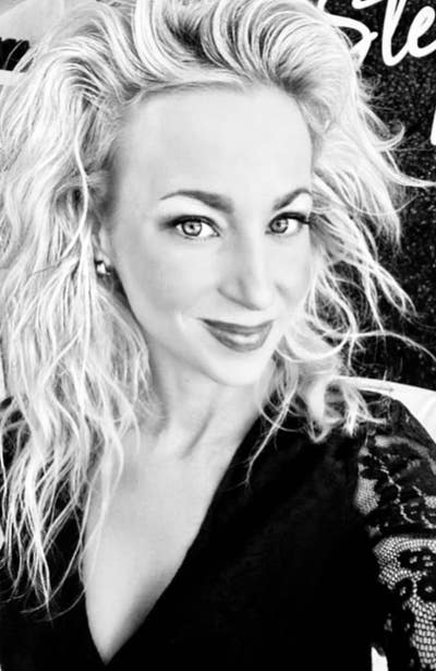 Room wanted in Boston mass with garage parking  Main Photo