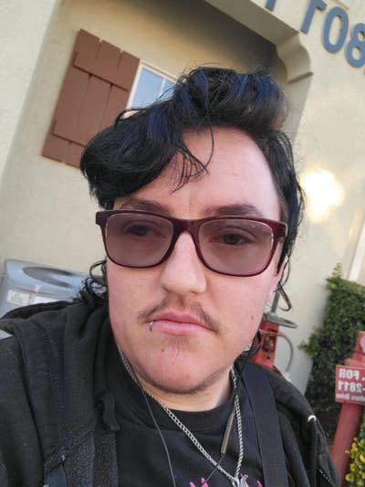 Room wanted in Riverside, CA Main Photo