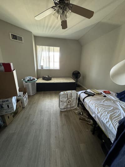 Double Room Near UCSD(La Jolla) – Pool, Gym & More Main Photo