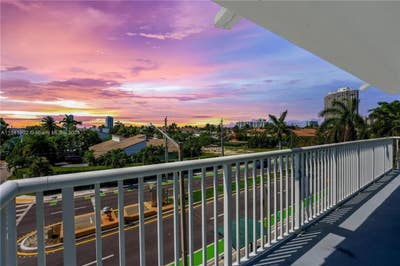 Room for Rent North Miami Beach (Eastern Shores) Main Photo