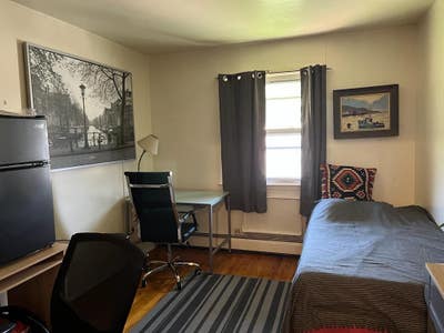 Furnished Room for Rent  ( Border Rego Park) Main Photo