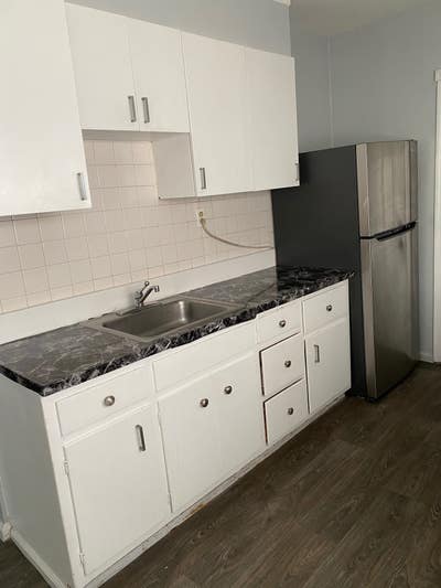 Looking For Two Roomies $975 & 1100, All Util Inc. Main Photo