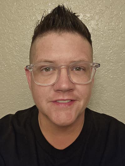 Room wanted in Detroit, Oakland County, MI Main Photo