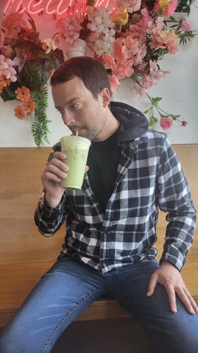 Room wanted in Los Angeles, CA Main Photo