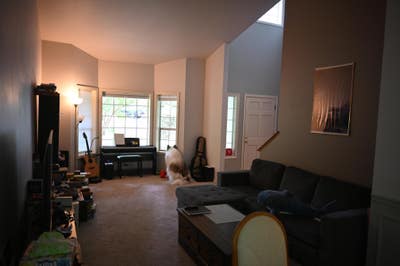 Room available in large Kirkland house Main Photo