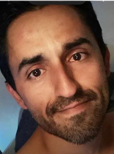 Seeking private room&#47;bathroom with EV charger Main Photo