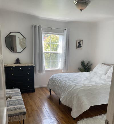 House- private bedroom/bath- furnished Main Photo