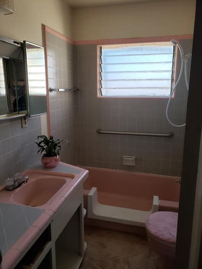 Private room with private bathroom Main Photo