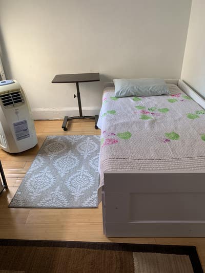 Fully furnishe room available near Columbia Campus Main Photo
