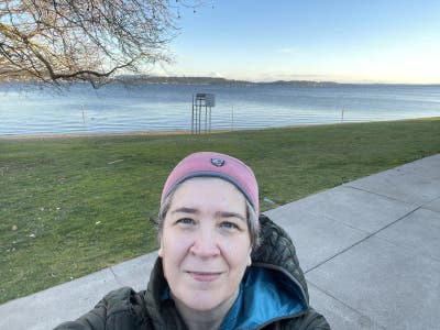 Room wanted in Seattle, WA Main Photo