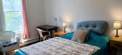 Beautiful south-facing room with views Main Photo