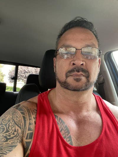 I am a professional male aged 55. I am lookin... Main Photo