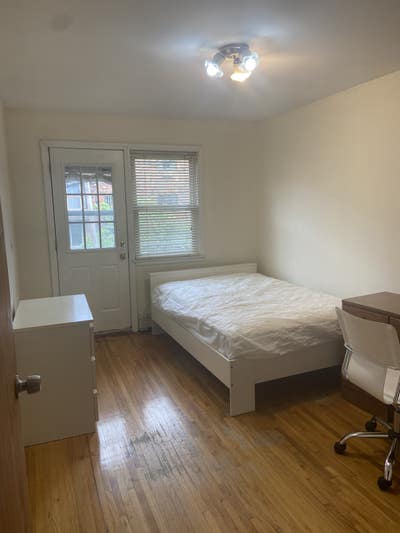 Large 14'x9' Room w/ Private Balcony in Shared 3BR Main Photo